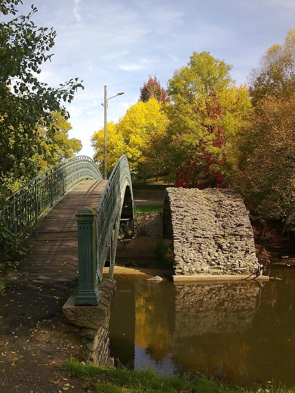 Aixe-sur-Vienne — Épaviste à Aixe-sur-Vienne (87700)