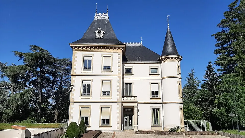 Andrézieux-Bouthéon — Épaviste à Andrézieux-Bouthéon (42160)