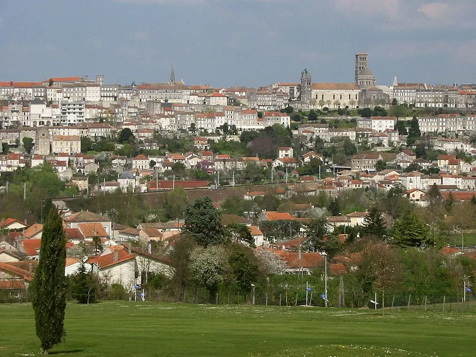 Angoulême — Épaviste à Angoulême (16000)