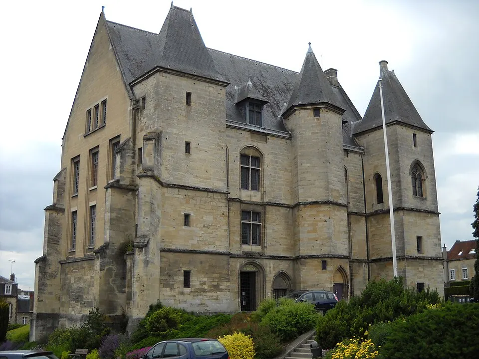 Argentan — Épaviste à Argentan (61200)