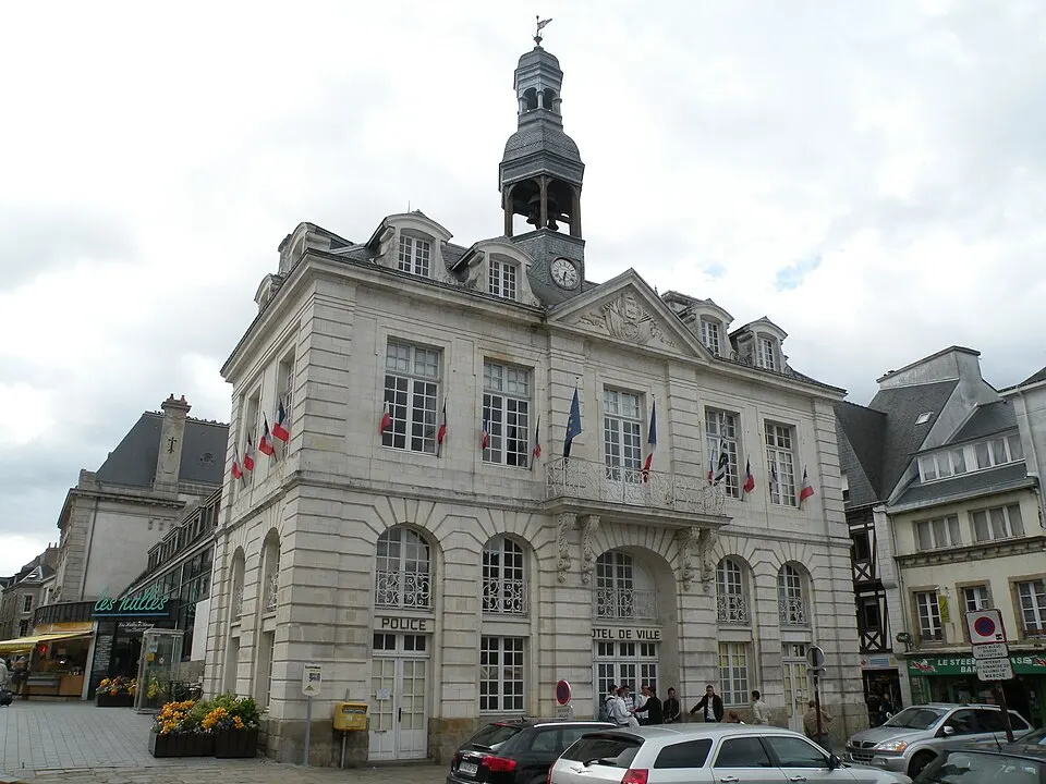 Auray — Épaviste à Auray (56400)