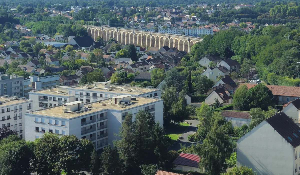 Avon — Épaviste à Avon (77210)