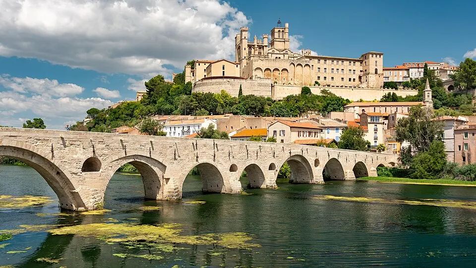 Béziers — Épaviste à Béziers (34500)
