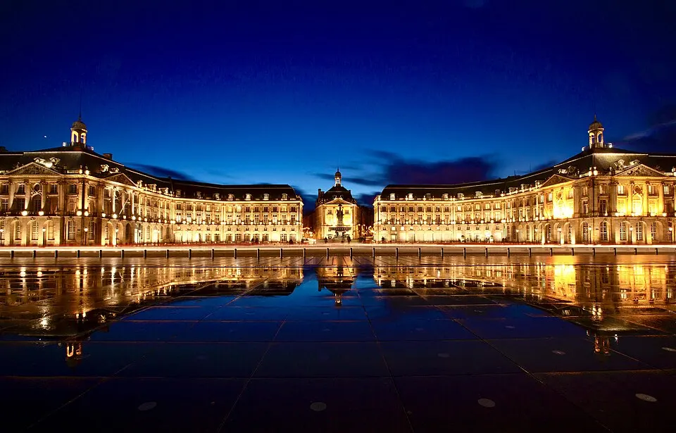 Bordeaux — Épaviste à Bordeaux (33000)
