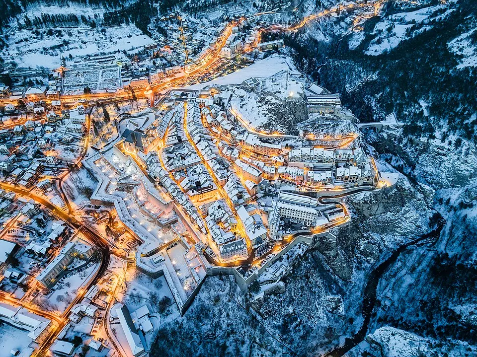 Briançon — Épaviste à Briançon (05100)