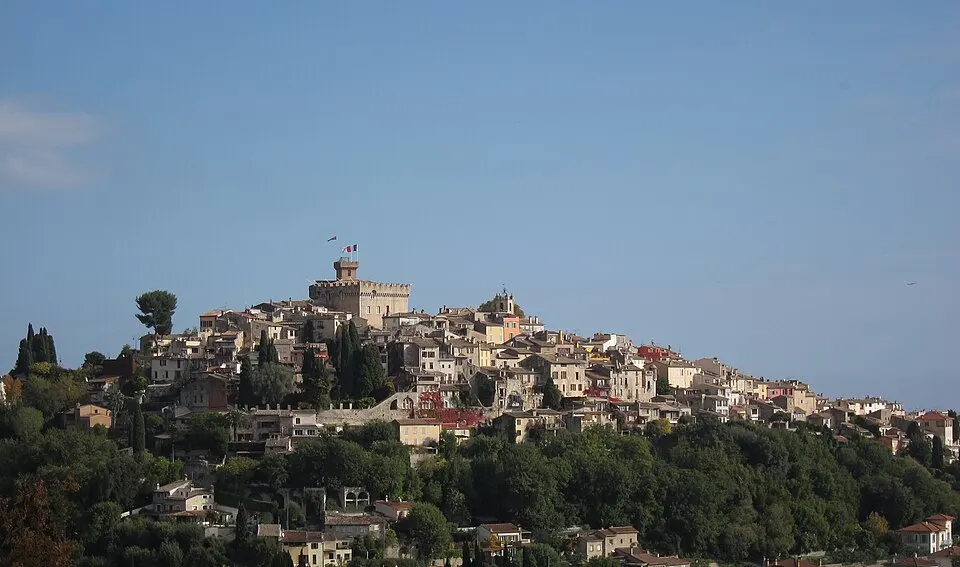 Cagnes-sur-Mer — Épaviste à Cagnes-sur-Mer (06800)