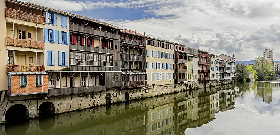 Castres — Épaviste à Castres (81100)