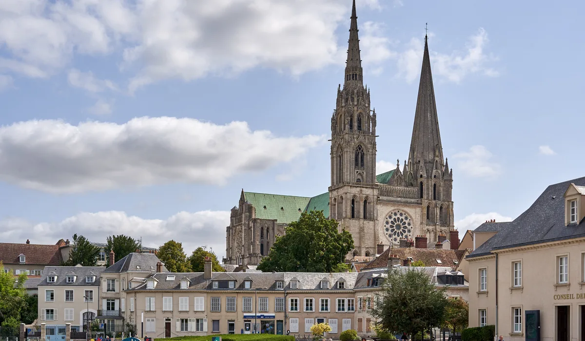 Chartres — Épaviste à Chartres (28000)