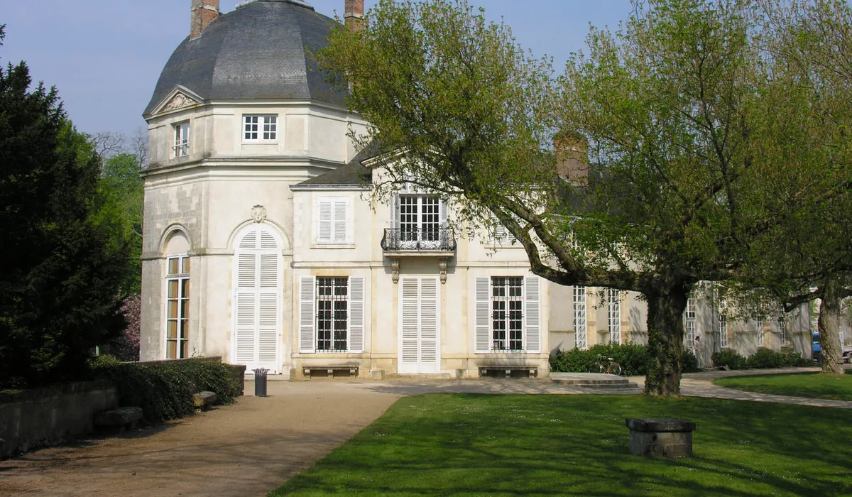 Châteauneuf-sur-Loire — Épaviste à Châteauneuf-sur-Loire (45110)