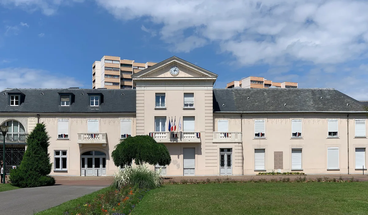 Chelles — Épaviste à Chelles (77500)