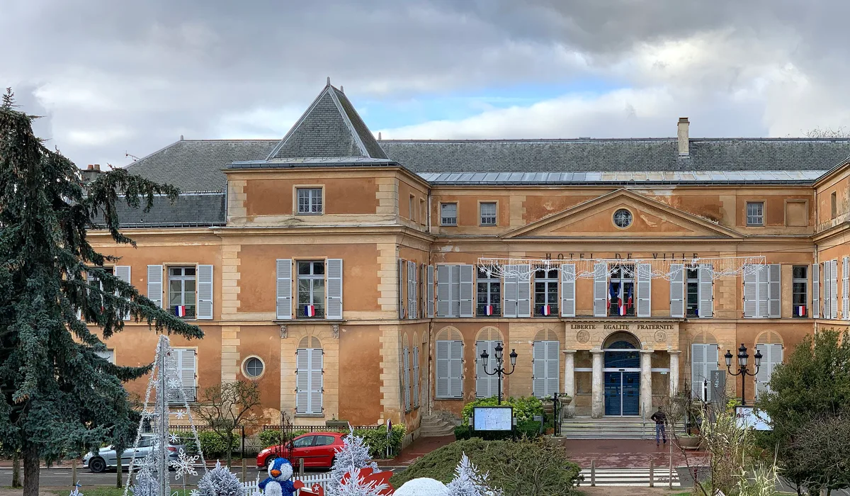 Clichy-sous-Bois — Épaviste à Clichy-sous-Bois (93390)