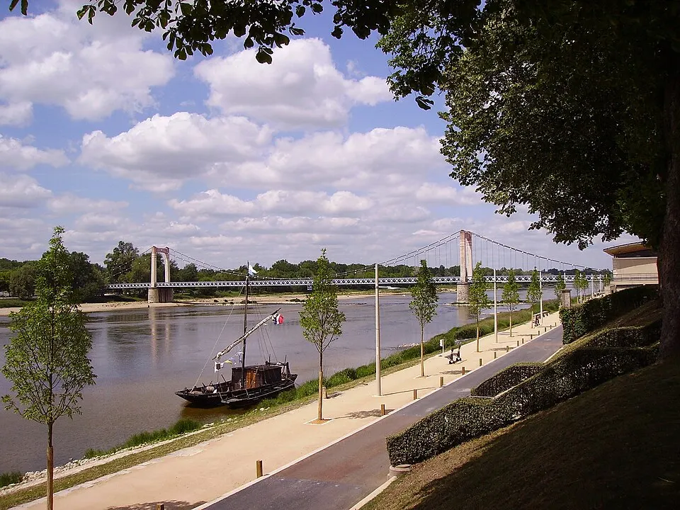 Cosne-Cours-sur-Loire — Épaviste à Cosne-Cours-sur-Loire (58200)