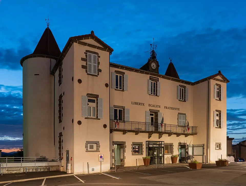 Cournon-d'Auvergne — Épaviste à Cournon-d'Auvergne (63800)