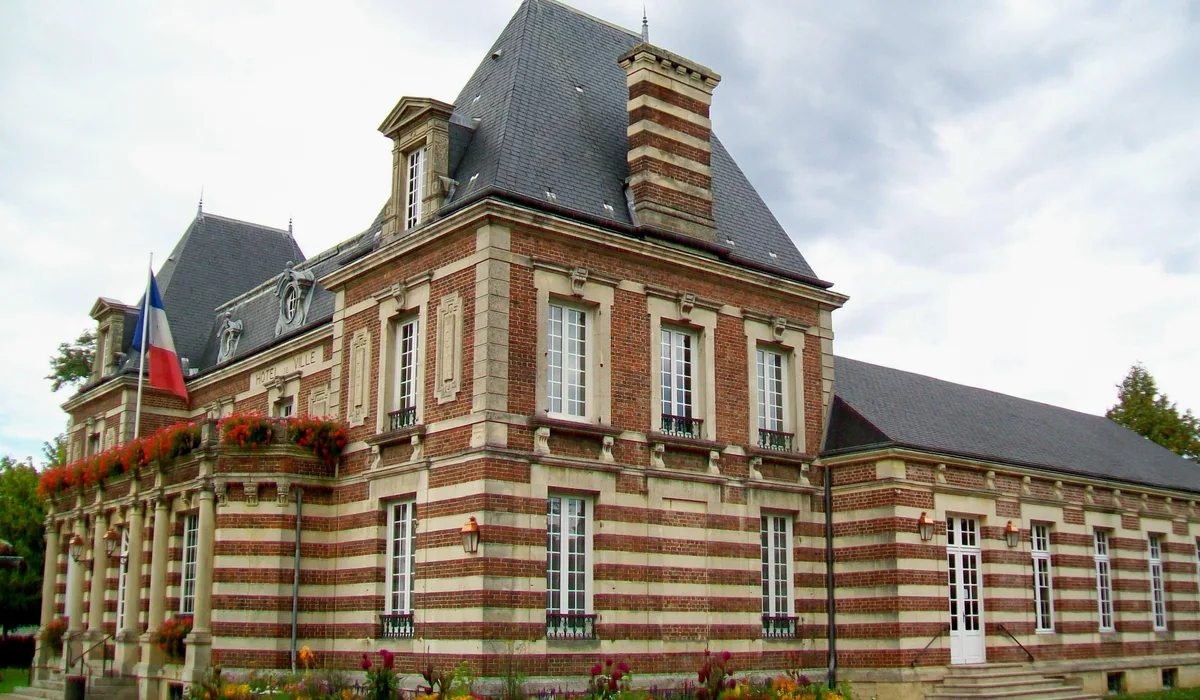 Crépy-en-Valois — Épaviste à Crépy-en-Valois (60800)