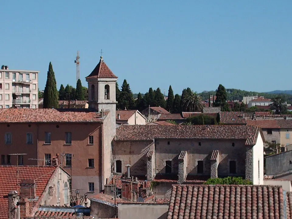 Draguignan — Épaviste à Draguignan (83300)