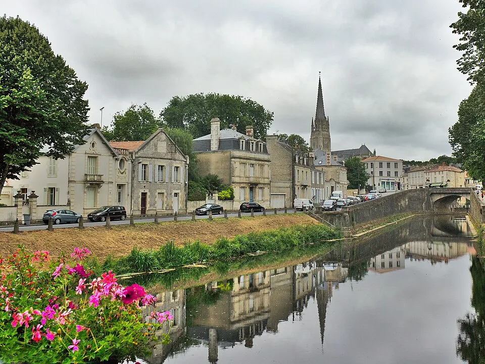 Fontenay-le-Comte — Épaviste à Fontenay-le-Comte (85200)