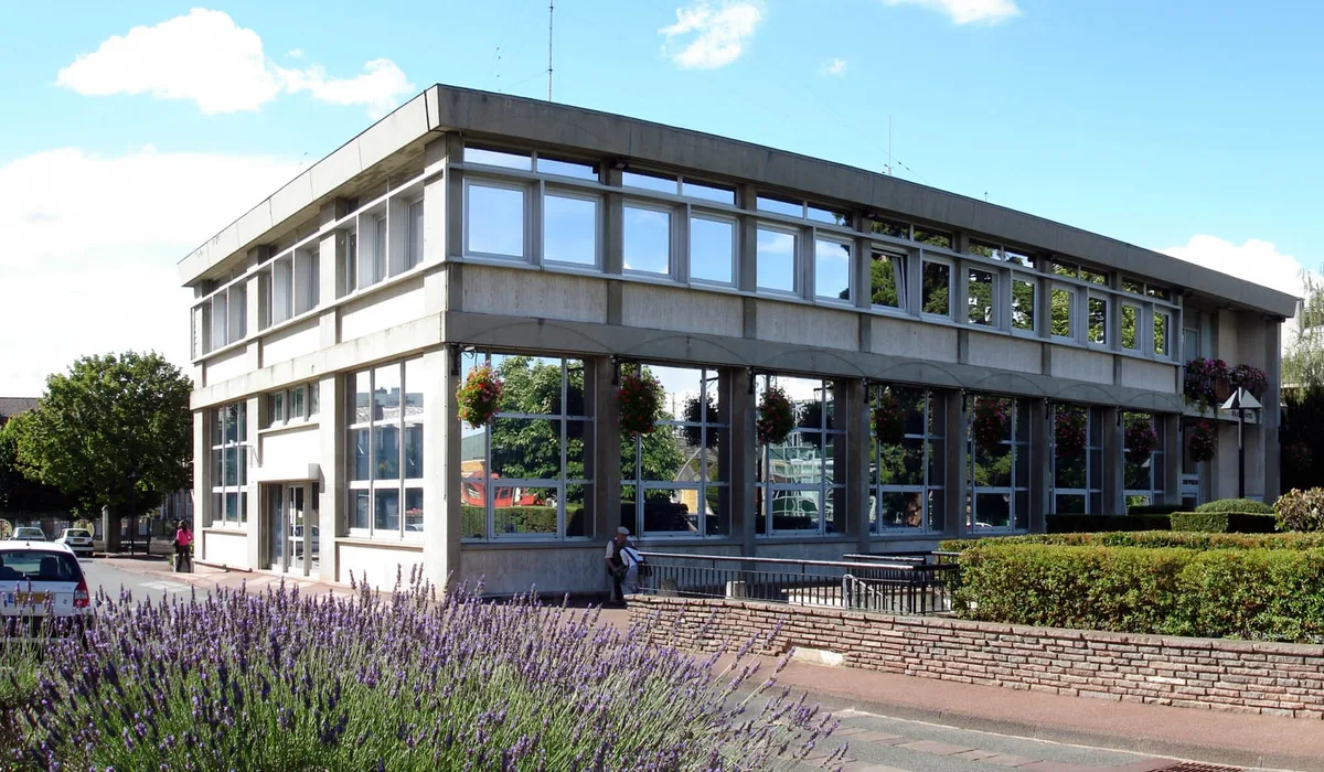 Franconville — Épaviste à Franconville (95130)
