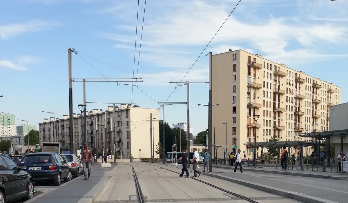 Garges-lès-Gonesse — Épaviste à Garges-lès-Gonesse (95140)