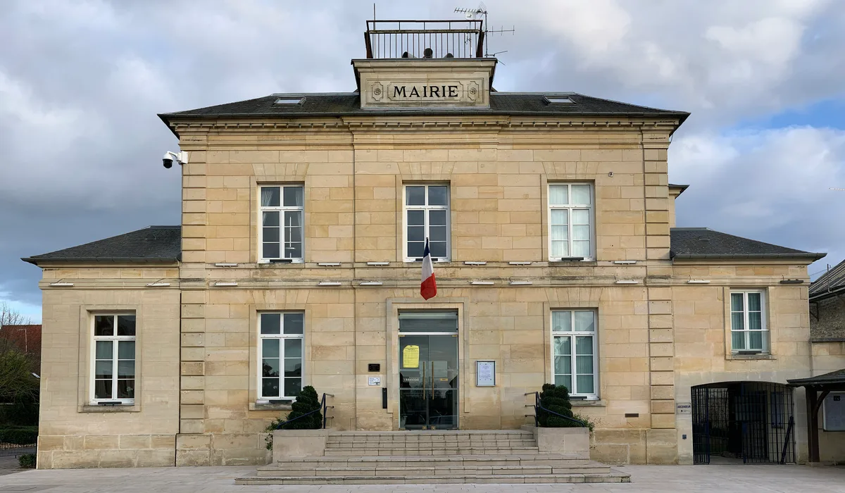 Gouvieux — Épaviste à Gouvieux (60270)