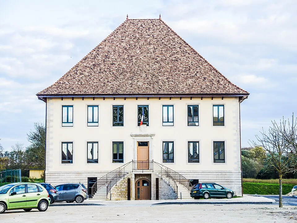 Grandvillars — Épaviste à Grandvillars (90600)