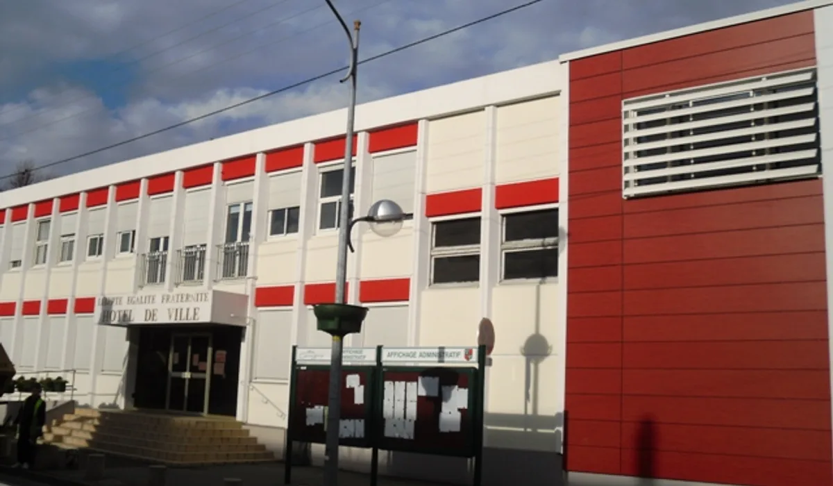 Grigny — Épaviste à Grigny (91350)