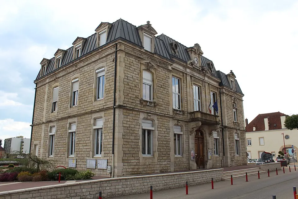 Gueugnon — Épaviste à Gueugnon (71130)