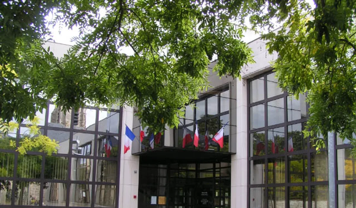 Guyancourt — Épaviste à Guyancourt (78280)