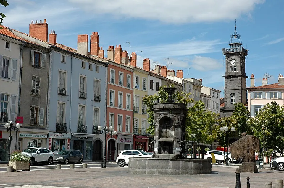 Issoire — Épaviste à Issoire (63500)