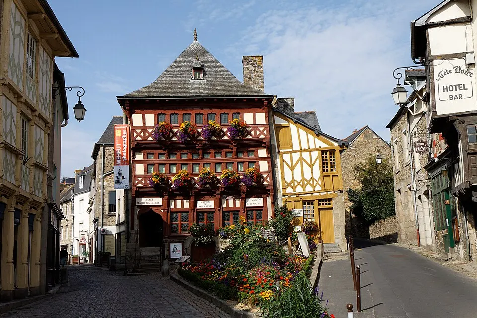 Lamballe — Épaviste à Lamballe (22400)
