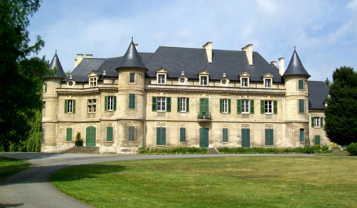Lamorlaye — Épaviste à Lamorlaye (60260)