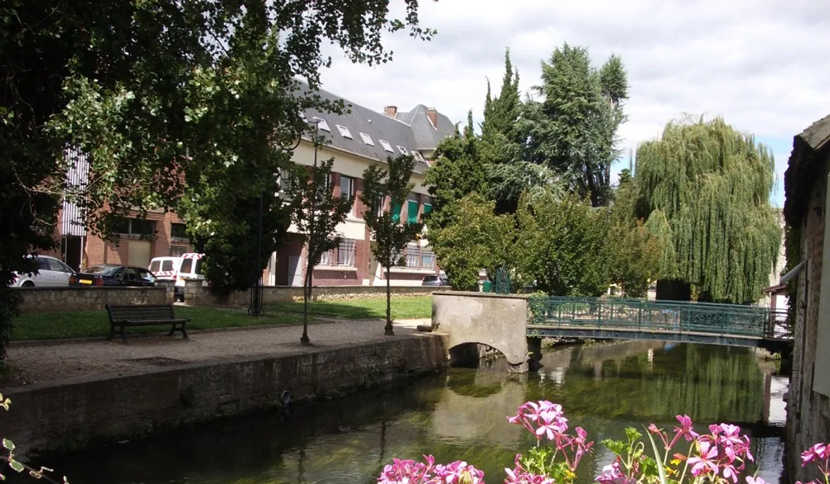 Louviers — Épaviste à Louviers (27400)