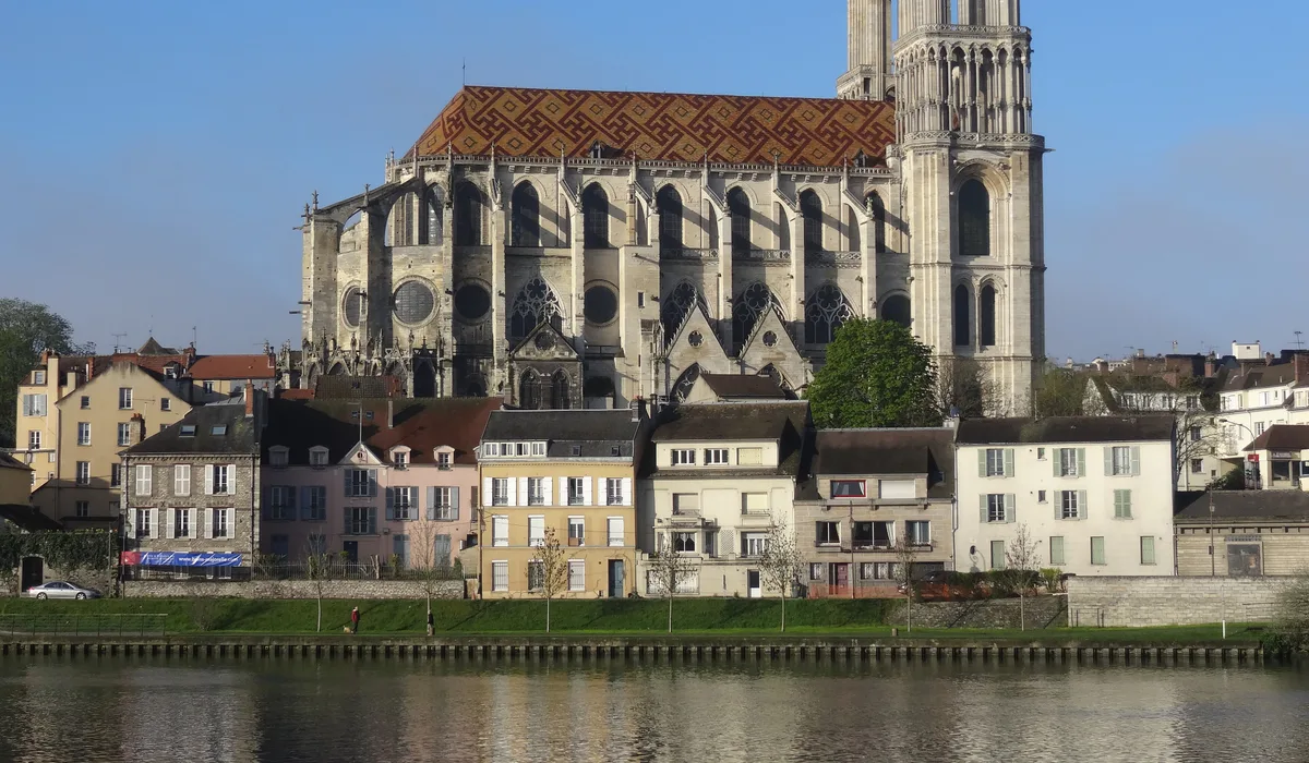 Mantes-la-Jolie — Épaviste à Mantes-la-Jolie (78200)