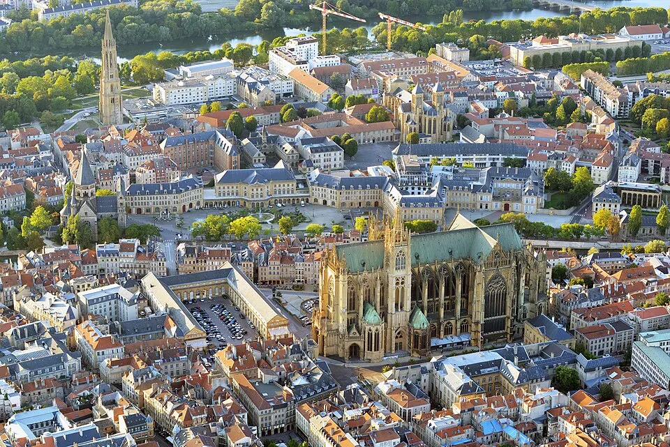 Metz — Épaviste à Metz (57000)