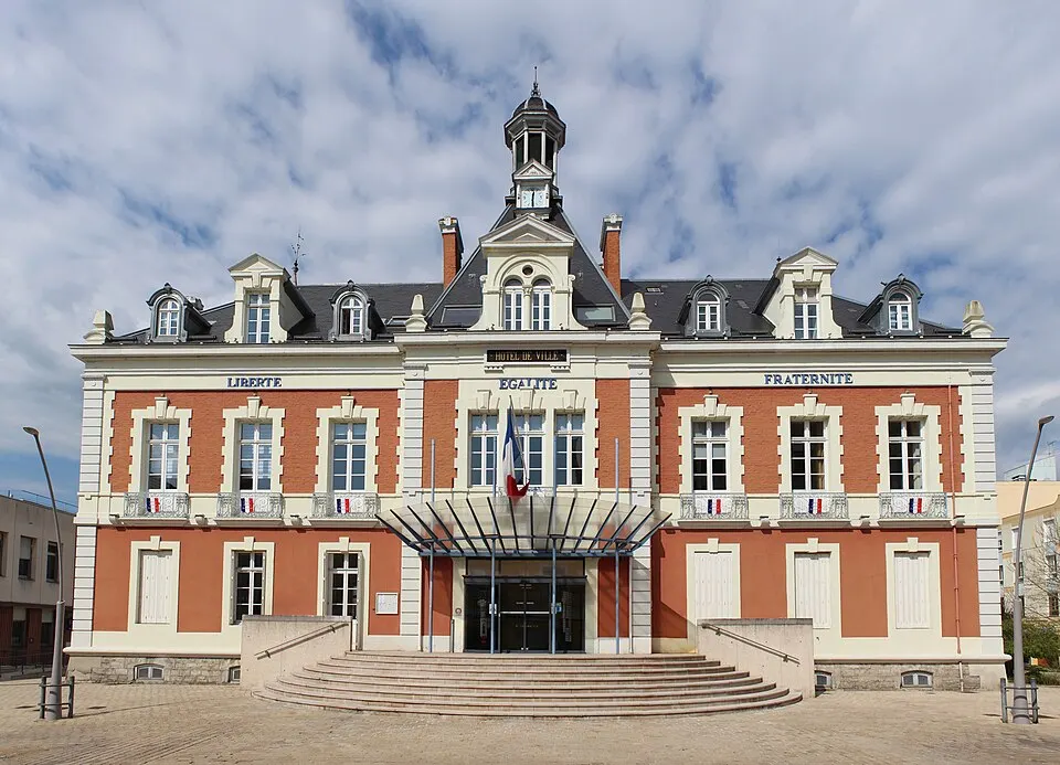 Montceau-les-Mines — Épaviste à Montceau-les-Mines (71300)
