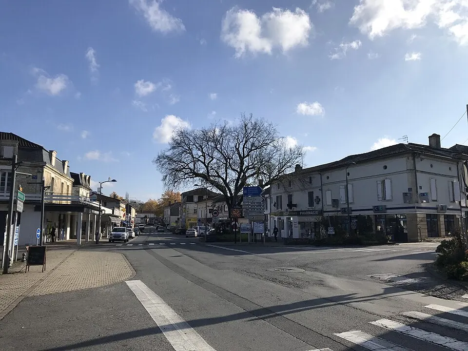 Montpon-Ménestérol — Épaviste à Montpon-Ménestérol (24700)