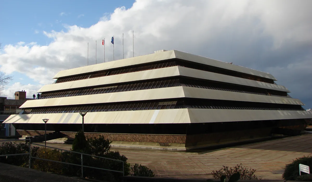 Nanterre — Épaviste à Nanterre (92000)