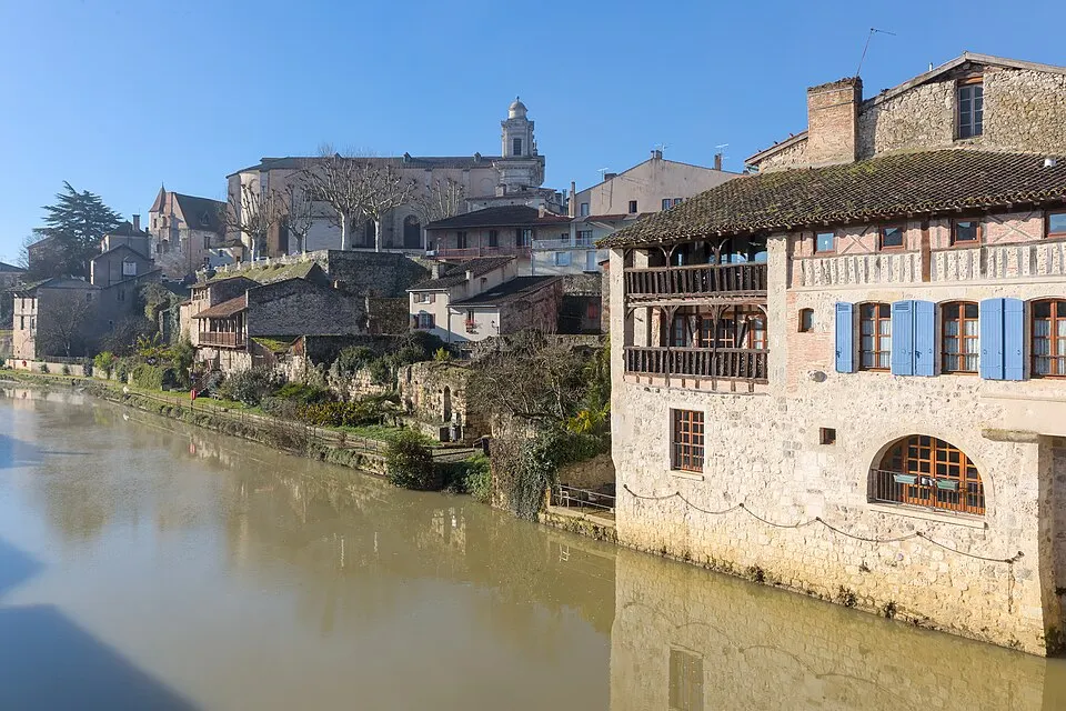 Nérac — Épaviste à Nérac (47600)