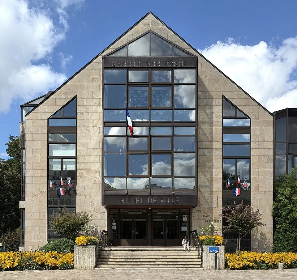 Neuilly-sur-Marne — Épaviste à Neuilly-sur-Marne (93330)