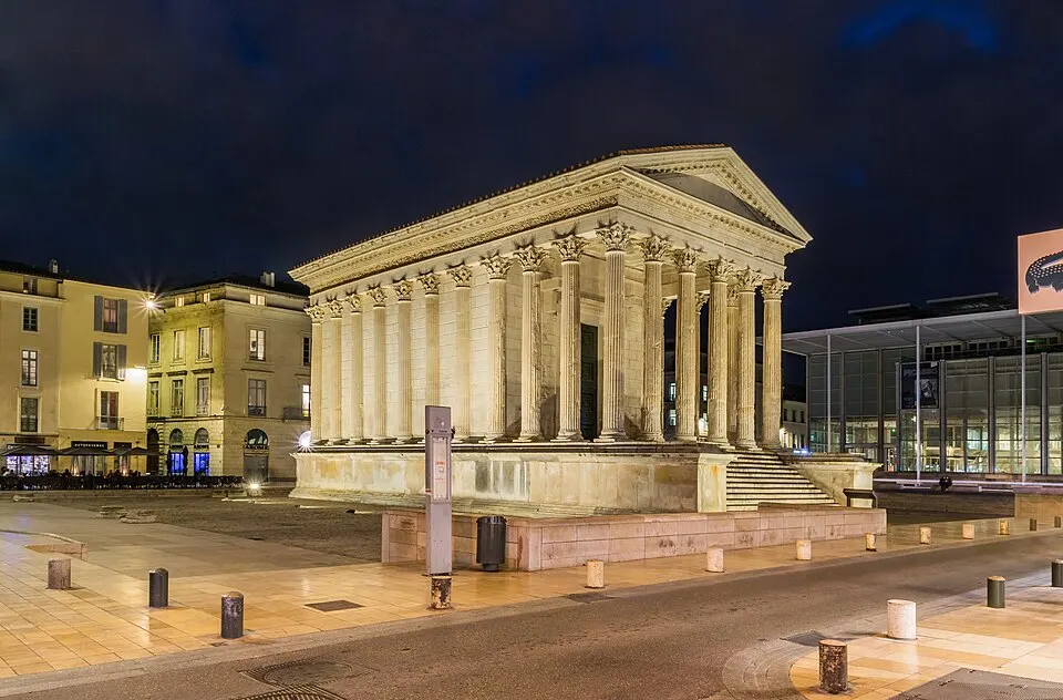 Nîmes — Épaviste à Nîmes (30000)