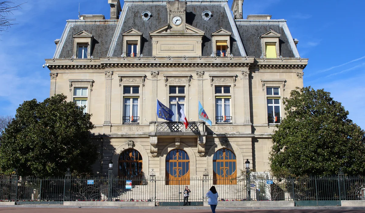 Nogent-sur-Marne — Épaviste à Nogent-sur-Marne (94130)