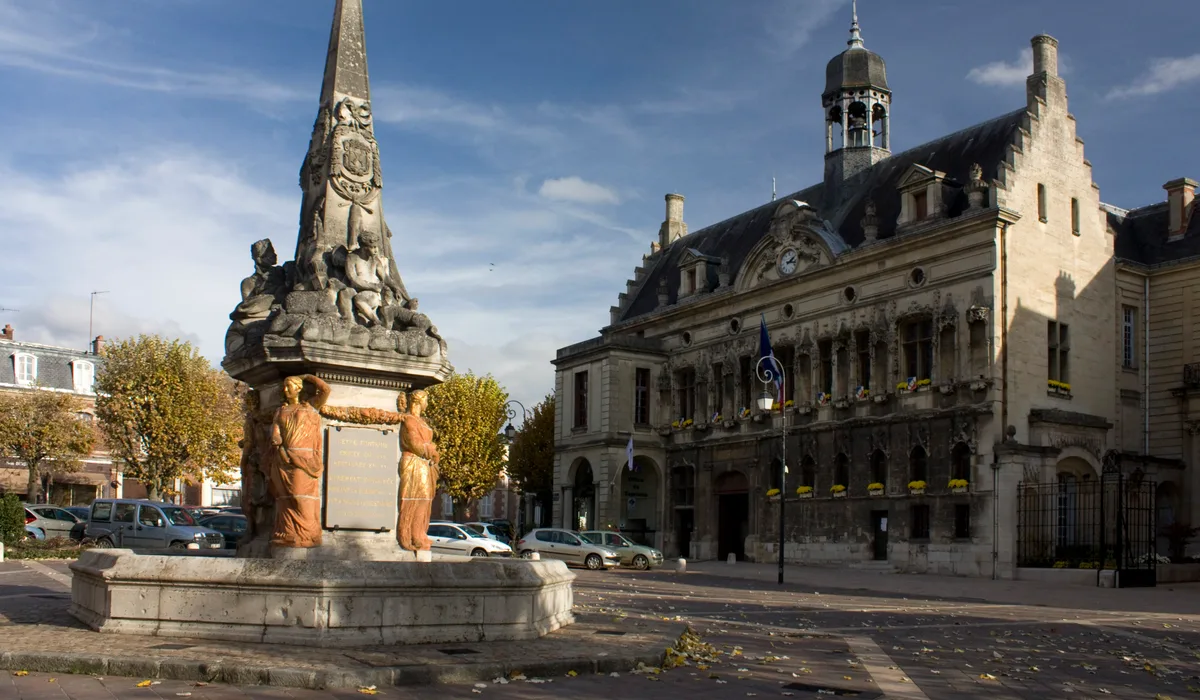 Noyon — Épaviste à Noyon (60400)