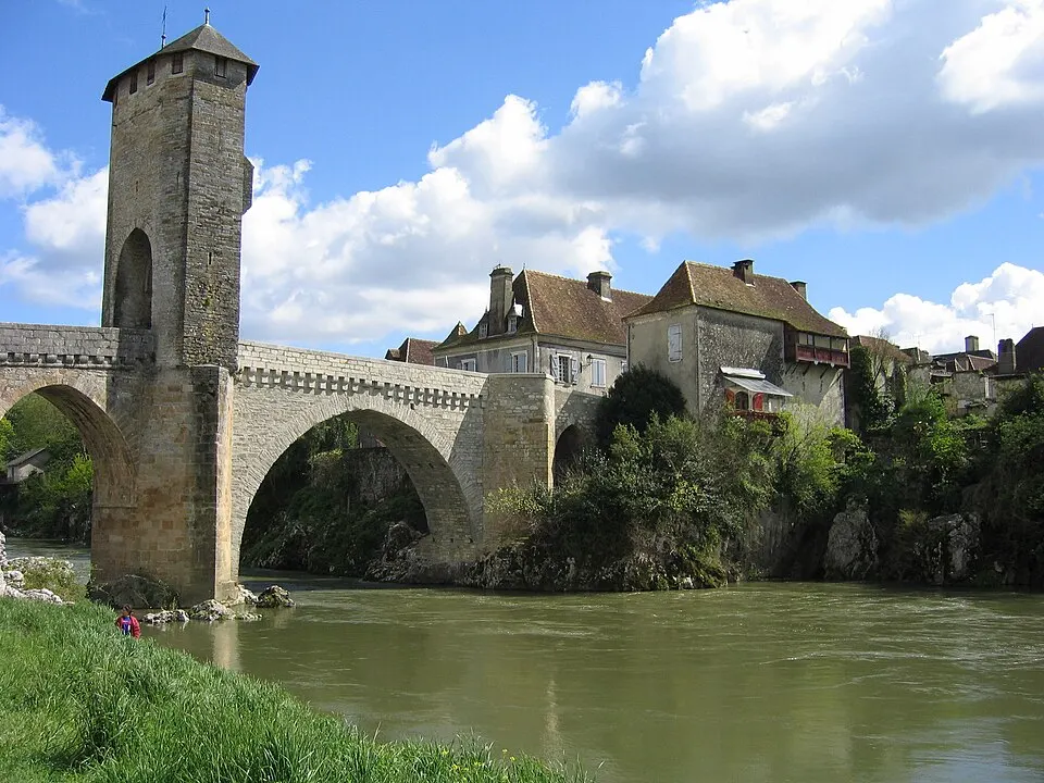 Orthez — Épaviste à Orthez (64300)