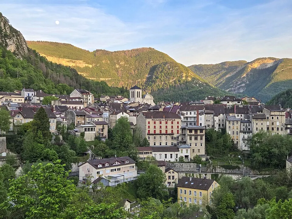 Saint-Claude — Épaviste à Saint-Claude (39200)