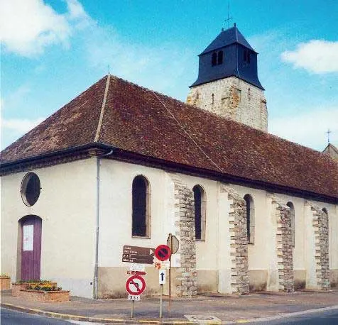 Saint-Clément — Épaviste à Saint-Clément (89100)