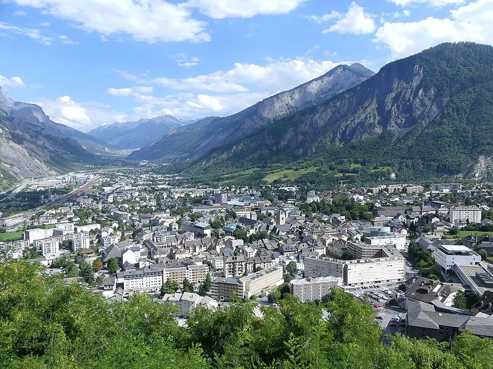 Saint-Jean-de-Maurienne — Épaviste à Saint-Jean-de-Maurienne (73300)