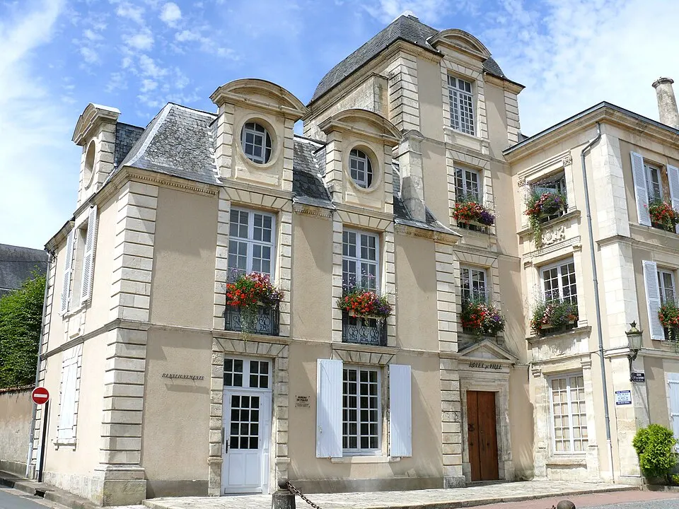 Saint-Maixent-l'École — Épaviste à Saint-Maixent-l'École (79400)