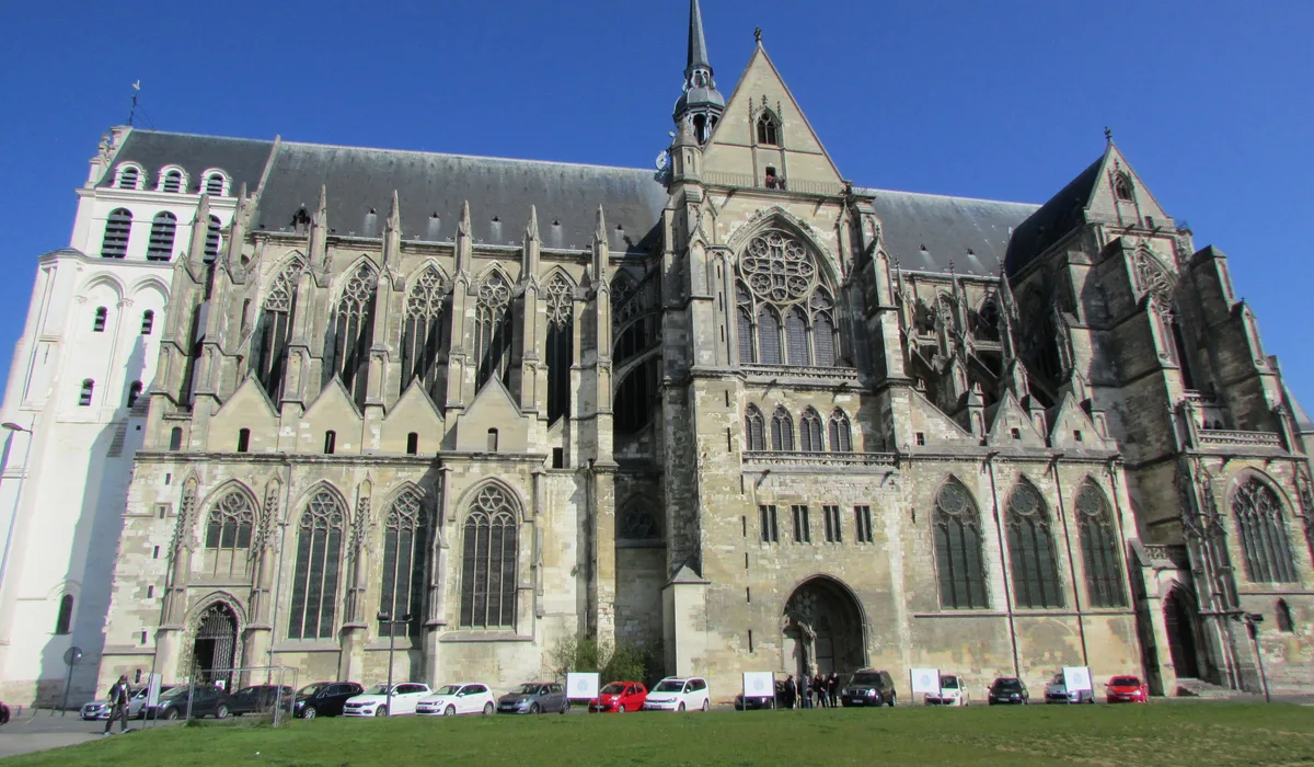 Saint-Quentin — Épaviste à Saint-Quentin (02100)