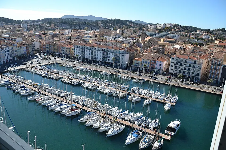 La Seyne-sur-Mer — Épaviste à La Seyne-sur-Mer (83500)