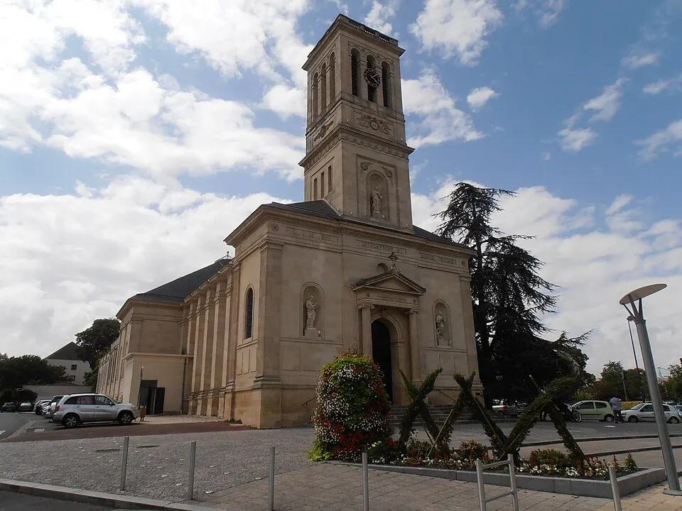 Talence — Épaviste à Talence (33400)