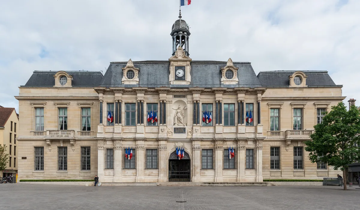 Troyes — Épaviste à Troyes (10000)